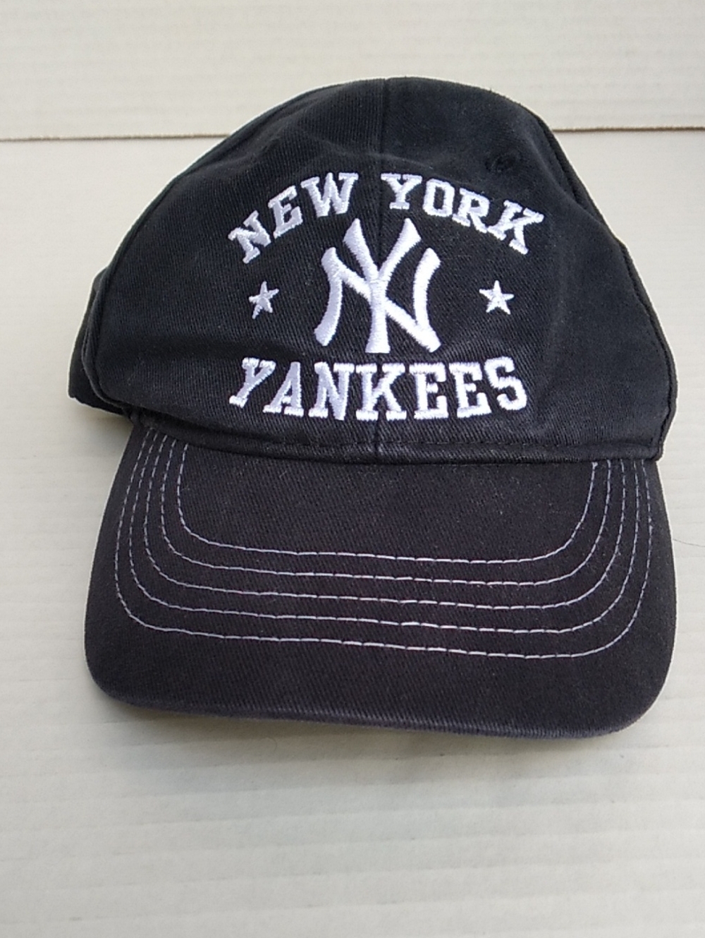47 Brand New York Yankees Kids Black Cap with White Logo Infant Size